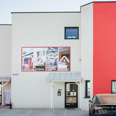 Nava Motel & Storage Wiener Neustadt Exterior photo